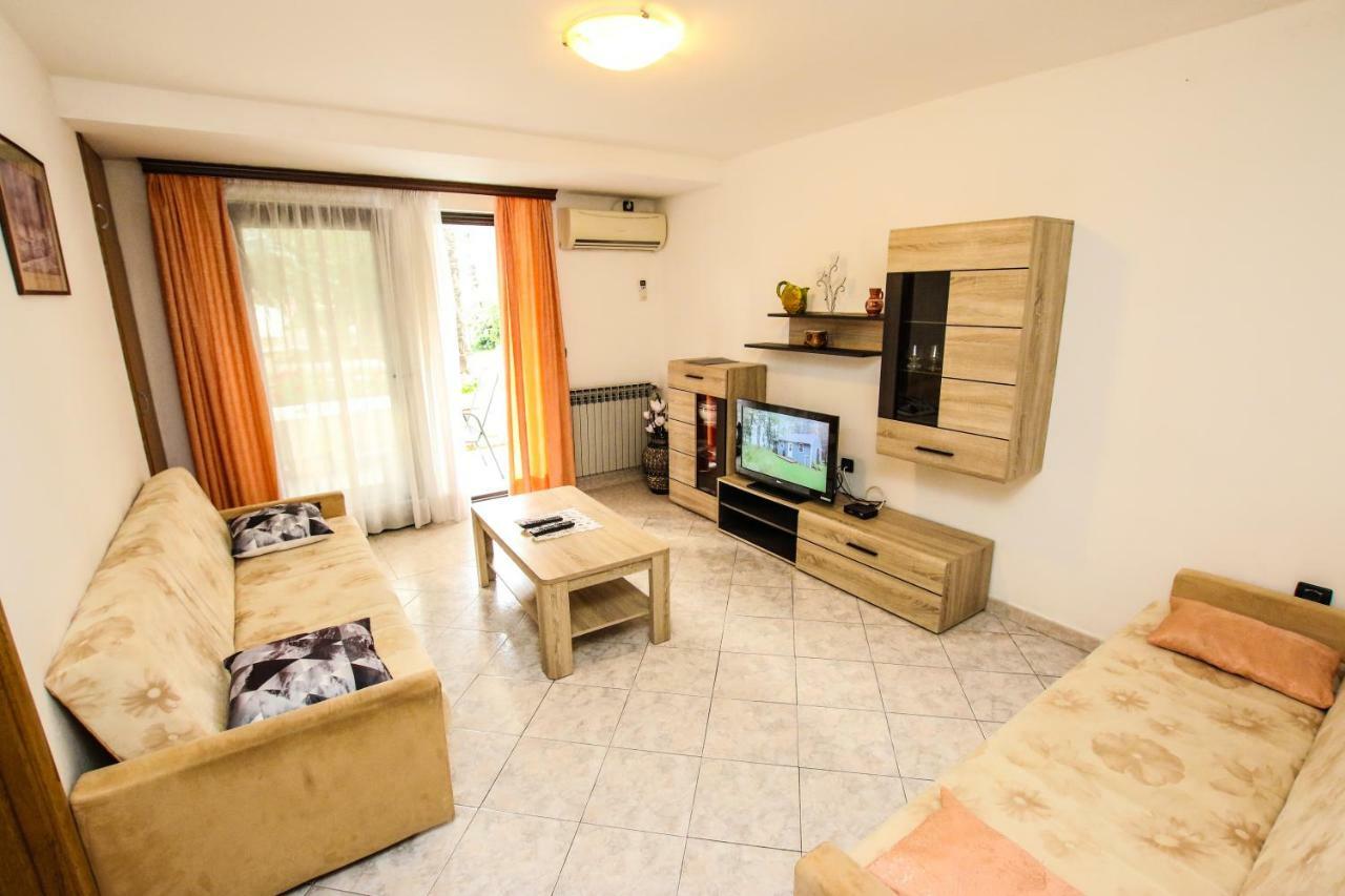 Apartamento Carolina 4 Seasons Poreč Exterior foto
